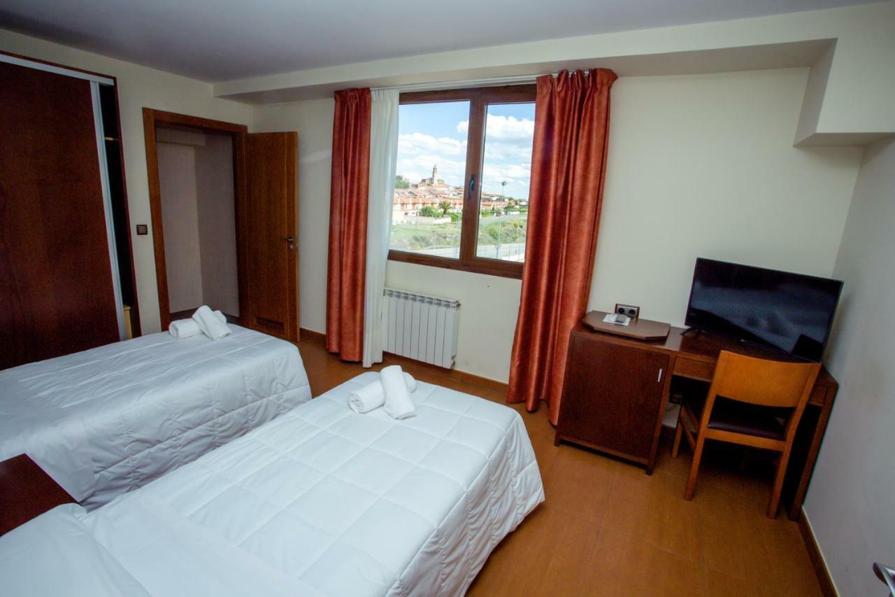 Hotel Villa De Cárcar Extérieur photo